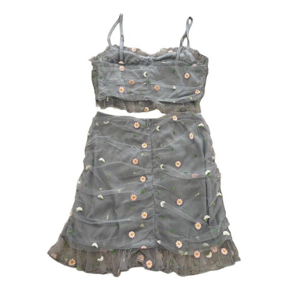 LE LIS Collection Gray Floral Top (Small) and Skirt (Medium) Set Festival - Picture 2 of 12
